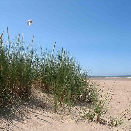 Hotel Club De La Plage Merville-Franceville-Plage Exterior photo