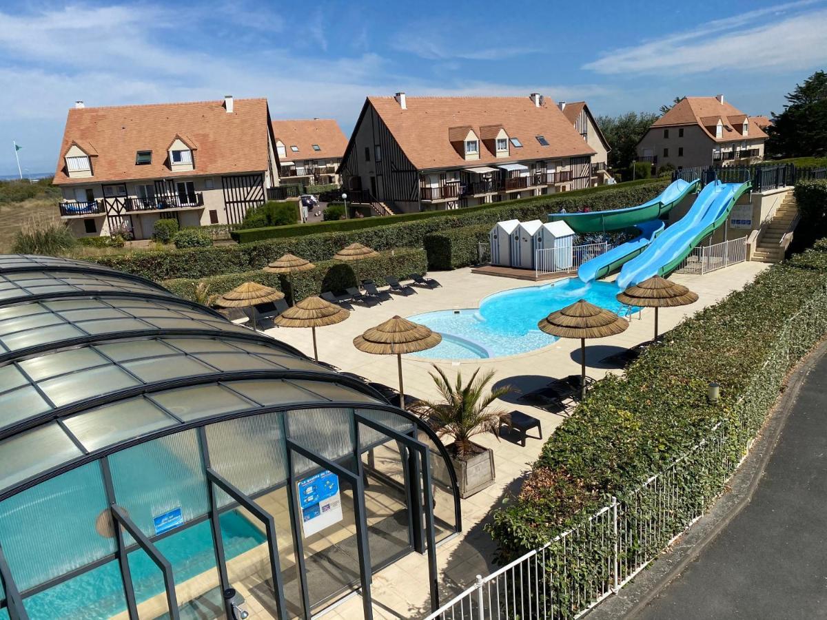 Hotel Club De La Plage Merville-Franceville-Plage Exterior photo