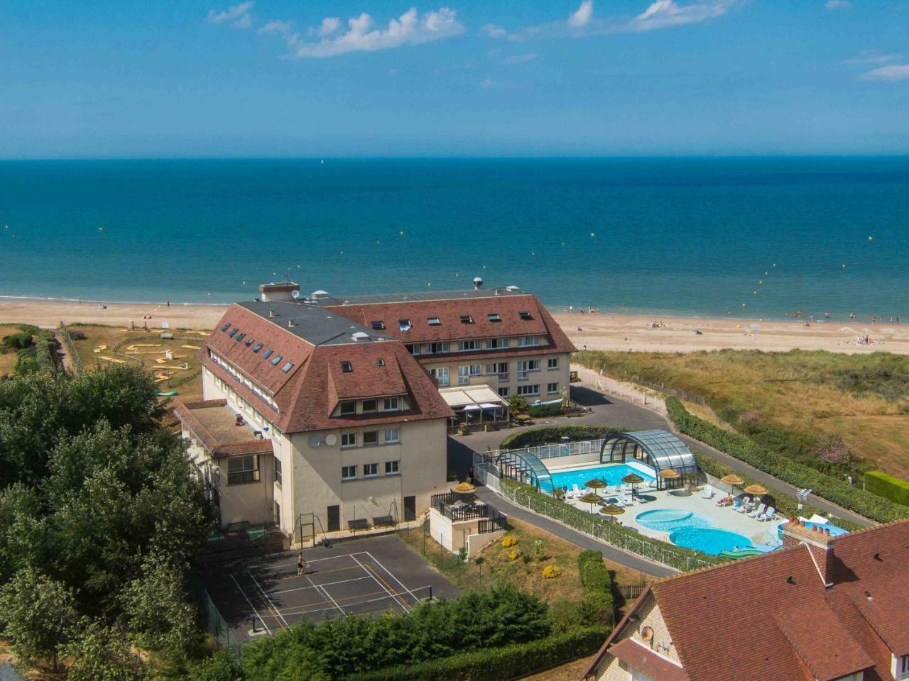 Hotel Club De La Plage Merville-Franceville-Plage Exterior photo